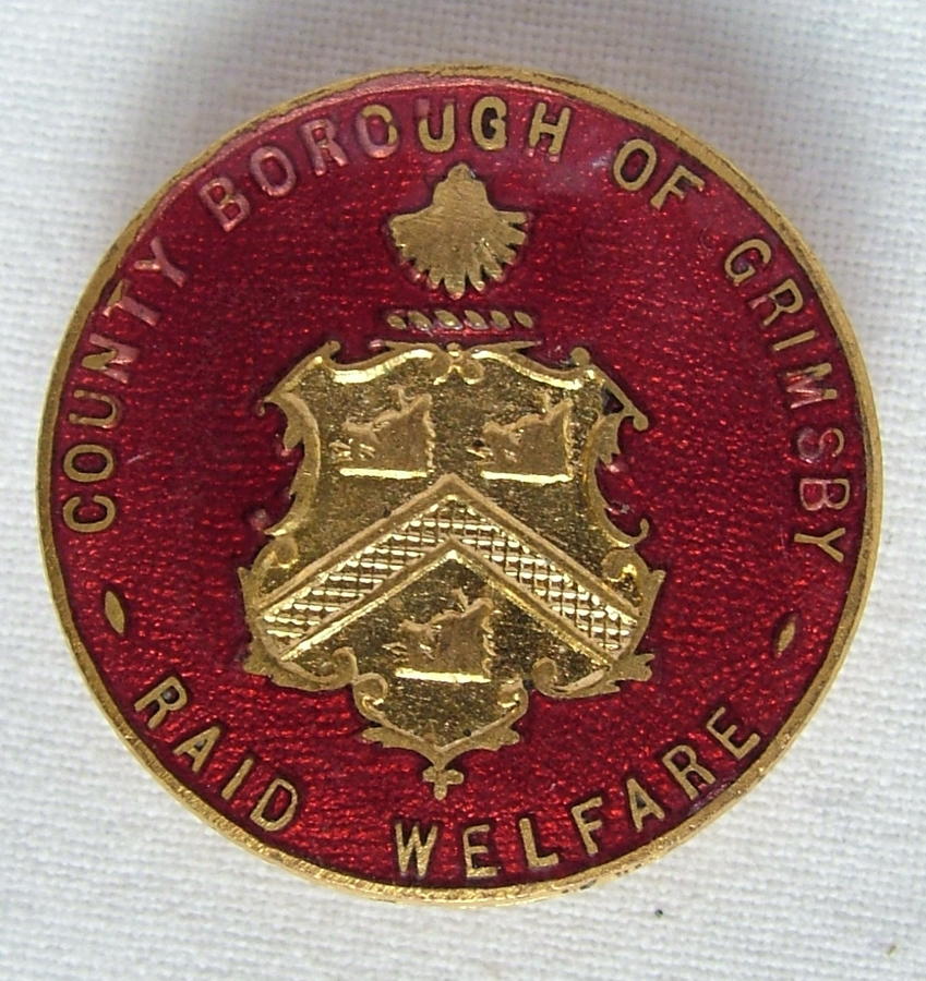 WW2 Grimsby Air Raid Welfare Badge, V1