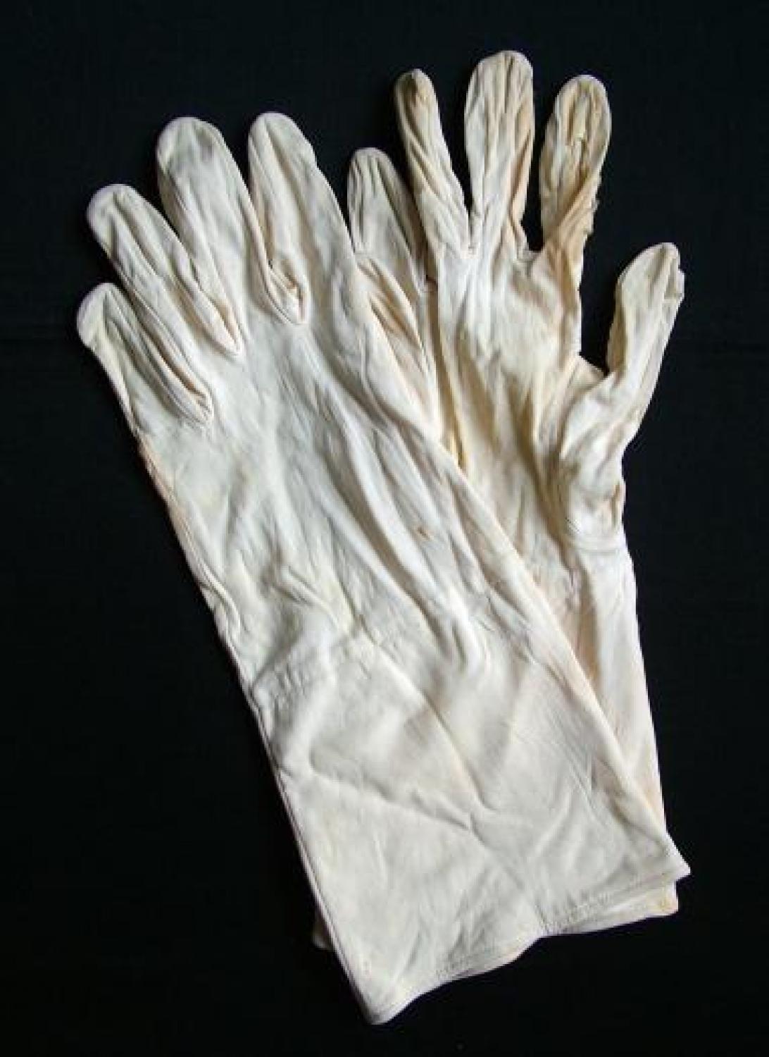 RAF 'Silk' Inner Flying Gloves