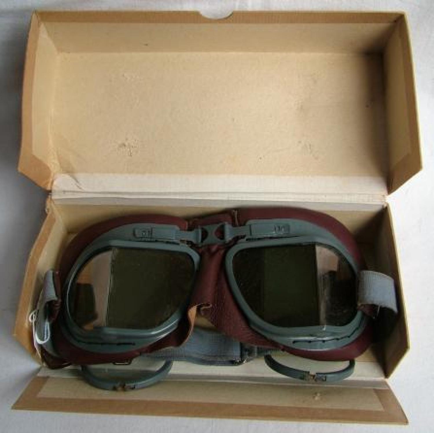 R.A.F. MK.VIII Flying Goggles, Complete