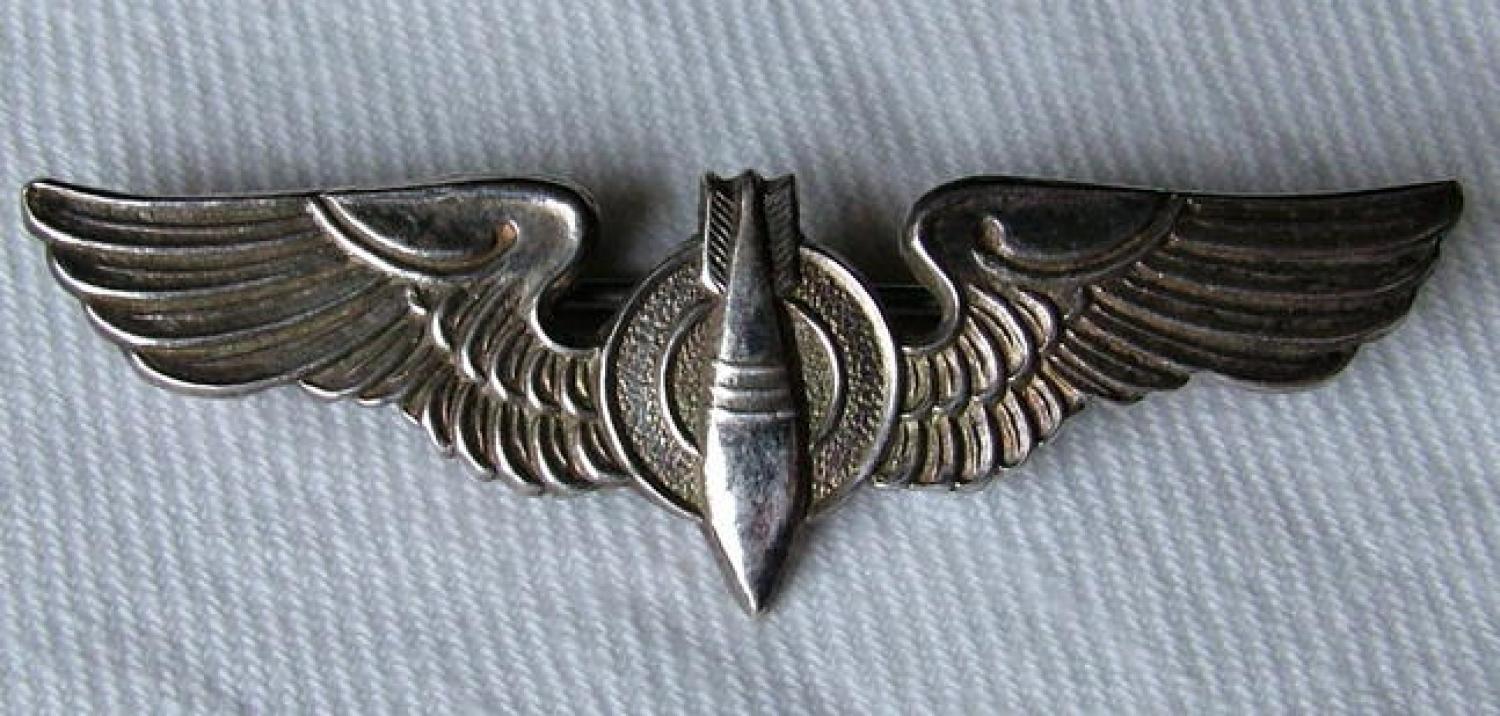 USAAF Bombardier's Shirt Wing Insignia