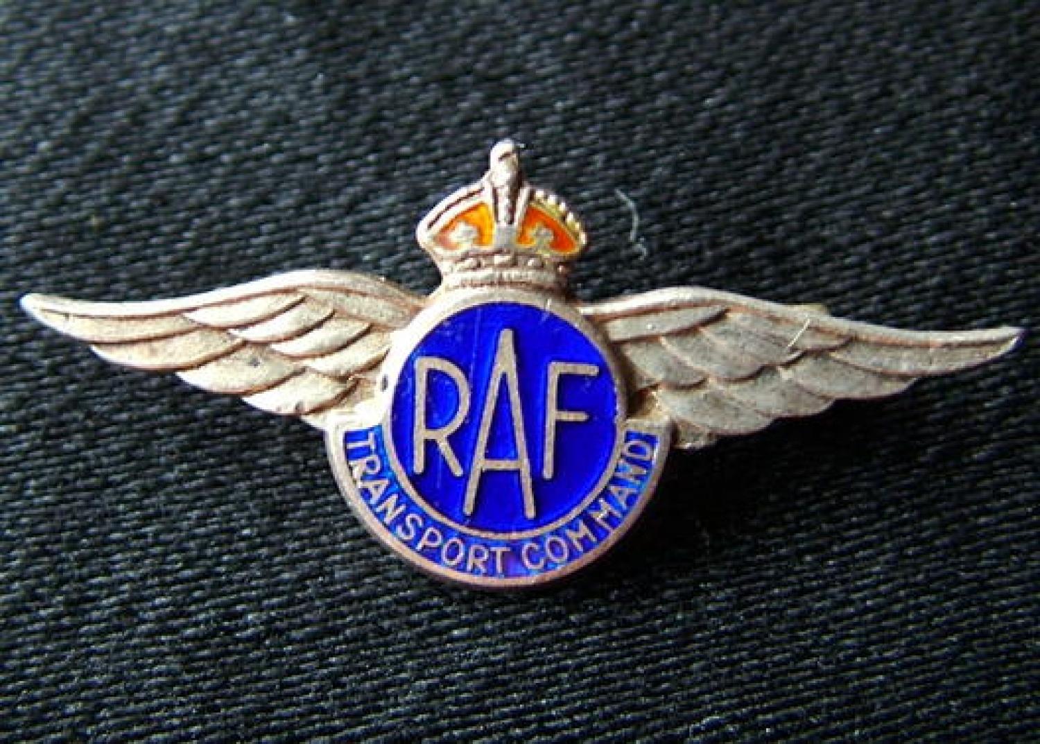 RAF Transport Command Pilot's Lapel Badge
