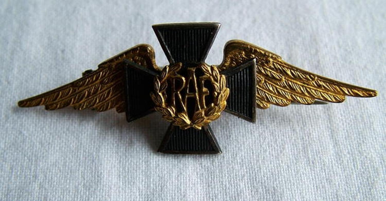 RAF Chaplain's Collar Badge