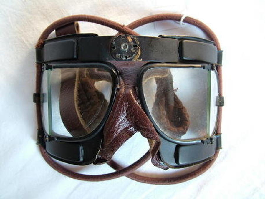 RAF MK.IV Flying Goggles/Boxed/Spares