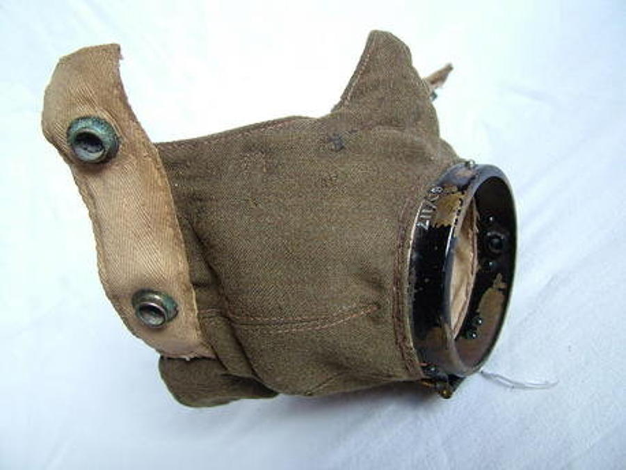 RAF D-type Oxygen mask