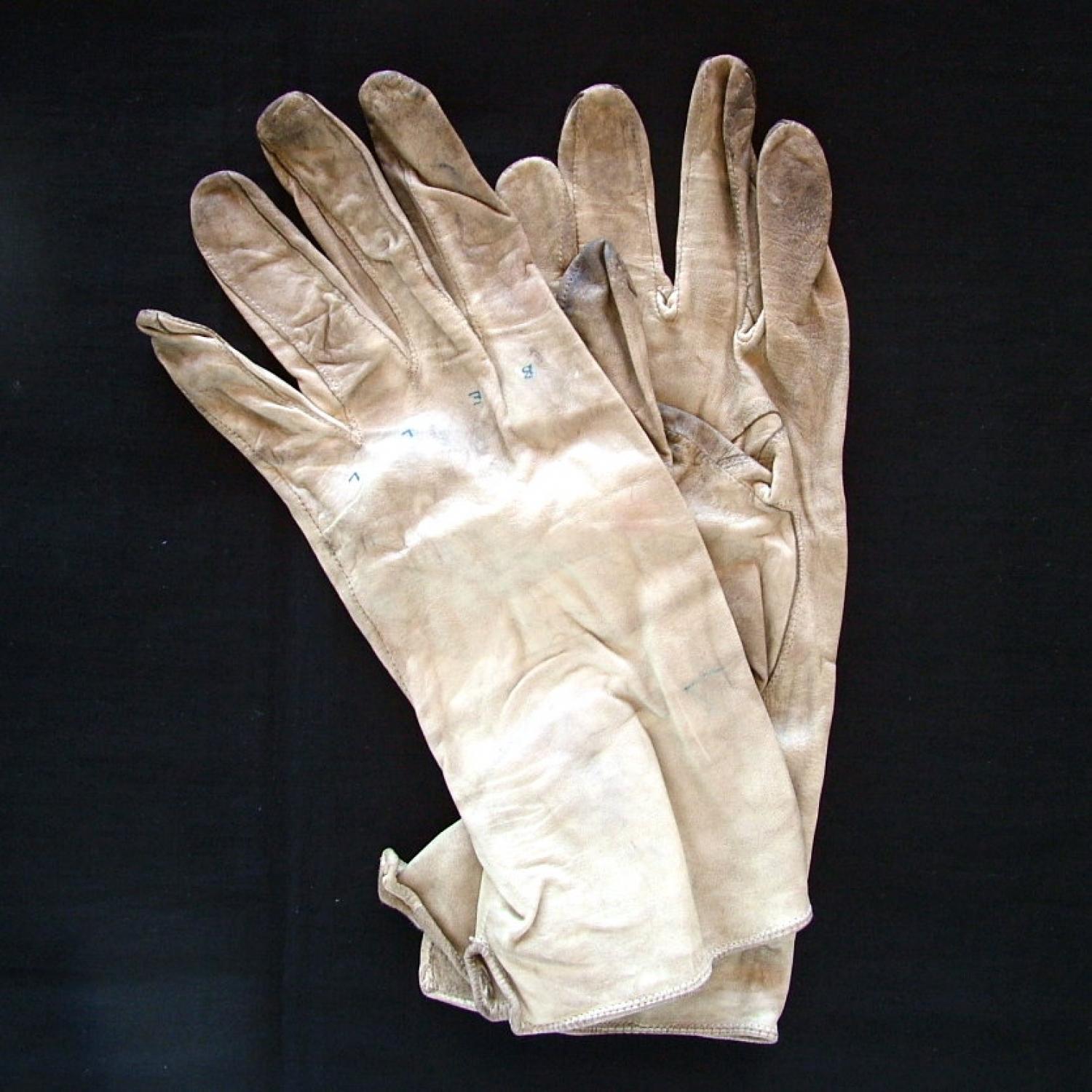 RAF Cape Leather Flying Gloves