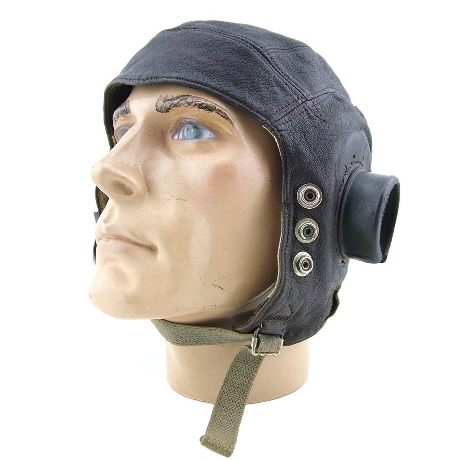 RAF C-type flying helmet, 1st internally wired pattern