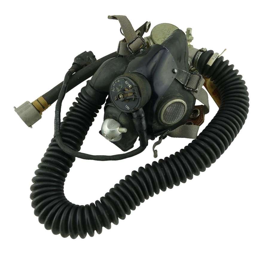RAF type M oxygen mask/tubes