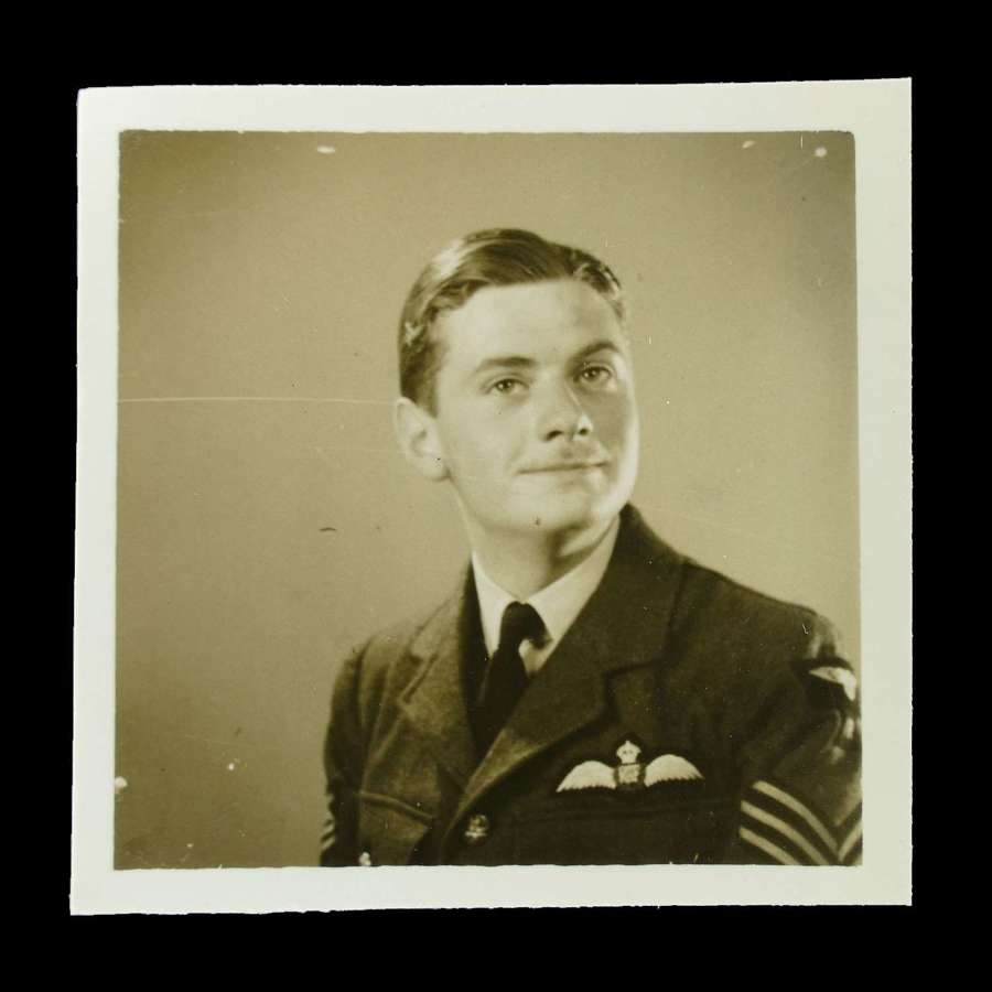 Battle of Britain pilot photograph - unpublished