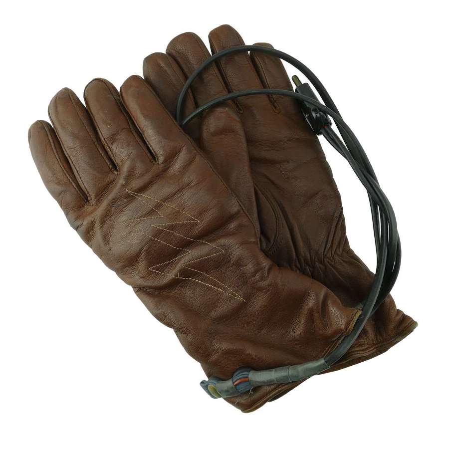 Electrically heated Windak gloves