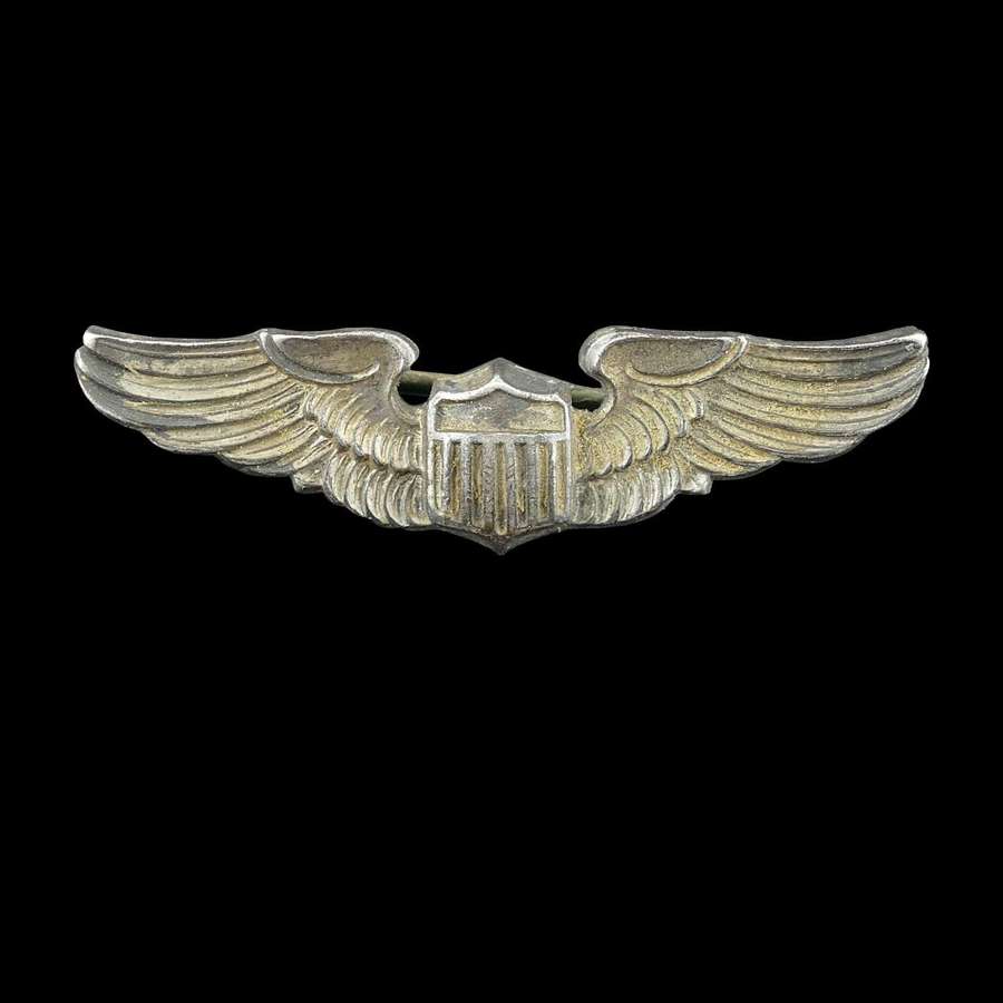 USAAF pilot's shirt wing