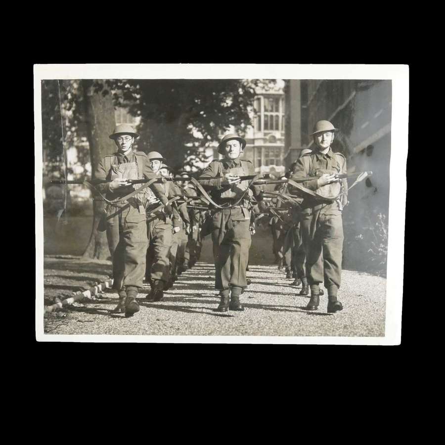 Press photograph - soldiers in training, c.1939