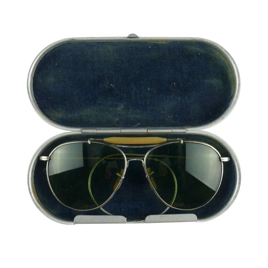 USAAF sunglasses, type AN6531, named