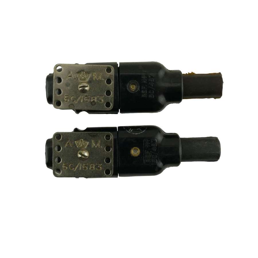 RAF / RAE electrically wired clothing plugs