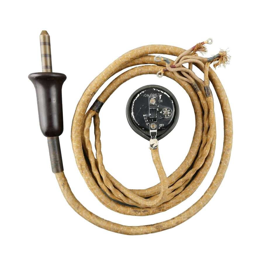 RAF flying helmet wiring loom, external, c/w type 25 microphone
