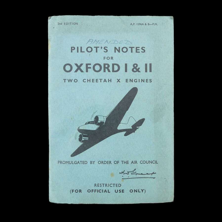 RAF pilot's notes - Oxford I & II, 1944
