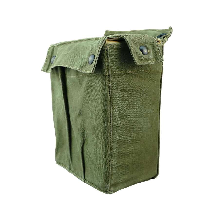 USAAF aircraft A-14 oxygen mask storage container